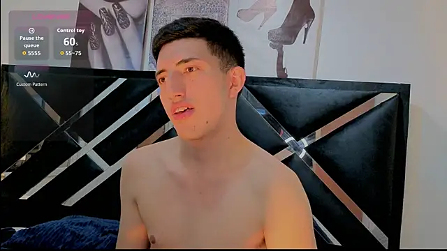 แชท XXX สดของ Un_Sluttyy