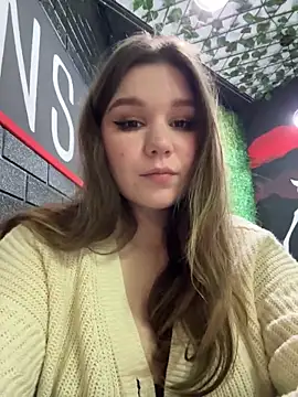 PumaShyXD Chat XXX in diretta