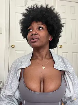 Chat XXX Live mochamimi