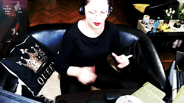 Imperatriza élő XXX-chatje