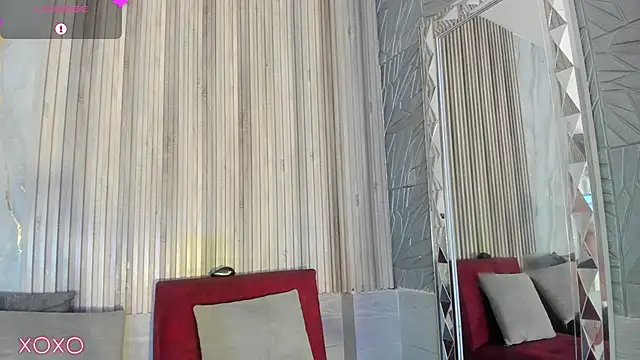 BriannaChelsea's Live XXX Chat