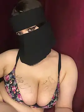 RooVaaN-Xx Webcam show