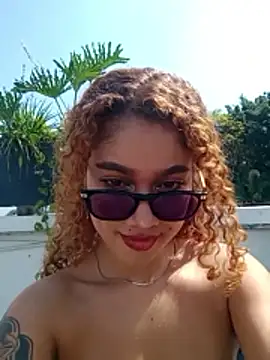 Živý XXX chat Sienna_brunette