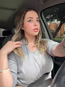 Alirawrz Chat XXX live