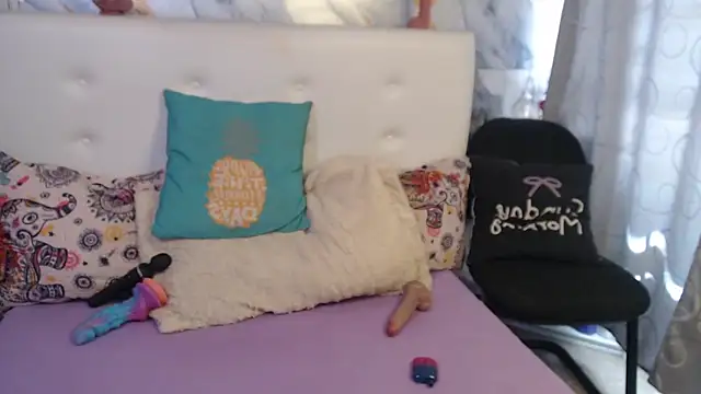 Nicolelewllss Chat XXX live