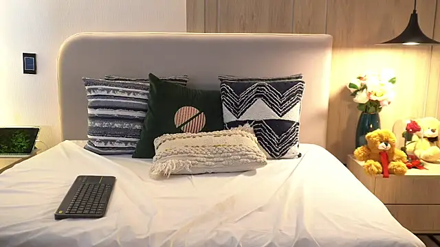 Chatroom XXX en direct de KalaBeckett_