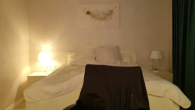 LioraWeiss: онлайн-секс-чат