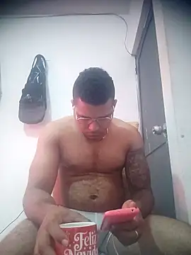 Pokazy przed kamerką – SaucyAffair0