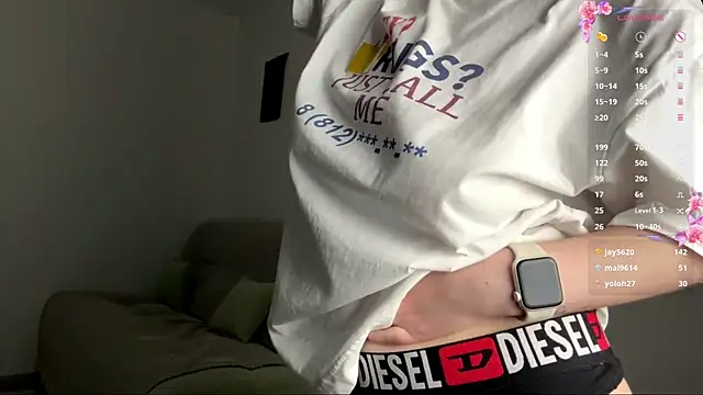 GilySuper Live XXX-chat