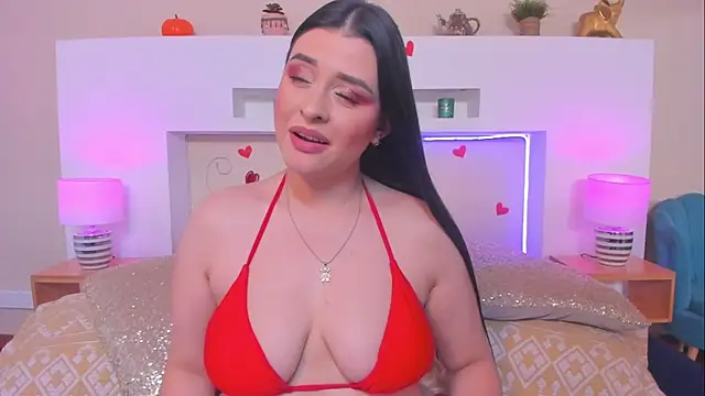 Chat XXX en directo de AnikaRomanoff_