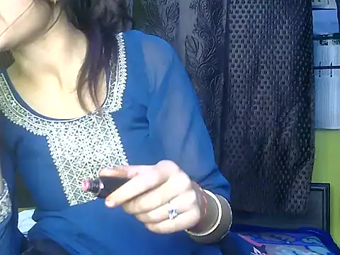 Aani_0 Chat XXX in diretta