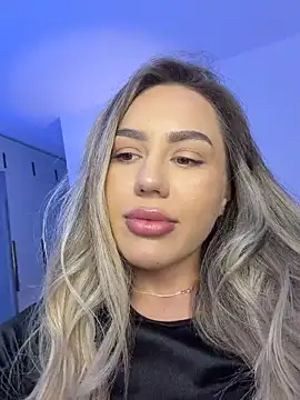 BarbieDoll13 – Naživo XXX chat