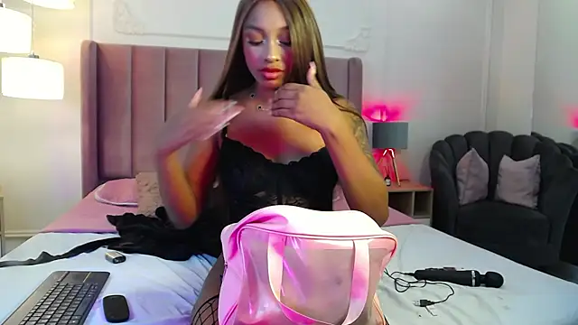 LiaTrainor Chat XXX live