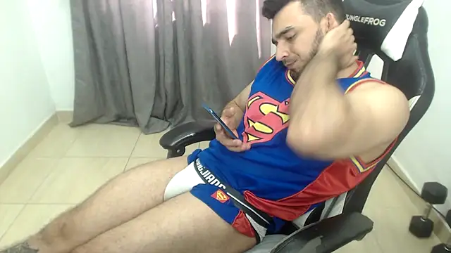 Show modela seux-88 na web-kameri