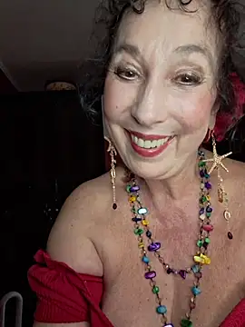 GypsyEsmeralda's Live XXX Chat