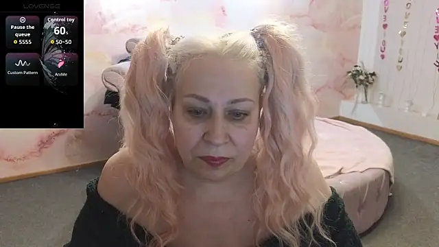 Penelope_Pinky Chat XXX in diretta