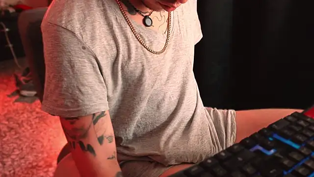 Онлайн чат XXX AlphaMasterXxx