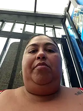 curvy_diva_のライブXXXチャット