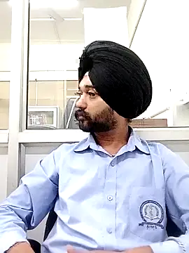 Pokazy przed kamerką – Parm_randhawa