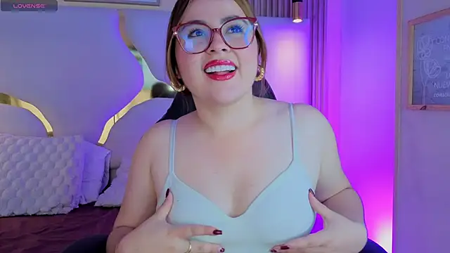 Show de Renata_Jones1 na webcam