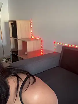 Mia_spicyy Pertunjukan Webcam