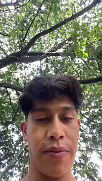 Jacovo2002 Adlı Modelin Canlı XXX Sohbeti