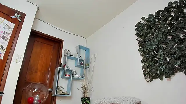 DestinyHills 라이브 XXX 채팅