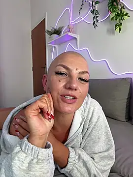 PaulinaSchubert1 Chat XXX in diretta