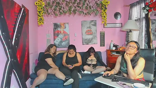 Živý XXX chat lesbiancuple