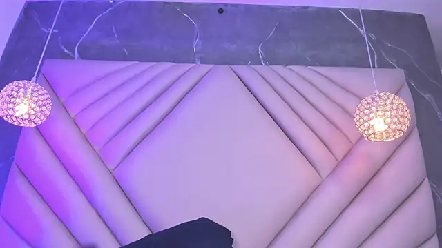 Chat +18 de Ibbie_drastic ao vivo