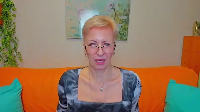 iamyourdream89n Live XXX chat