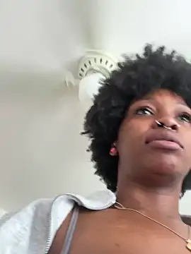 XXX chat uživo modela mochamimi