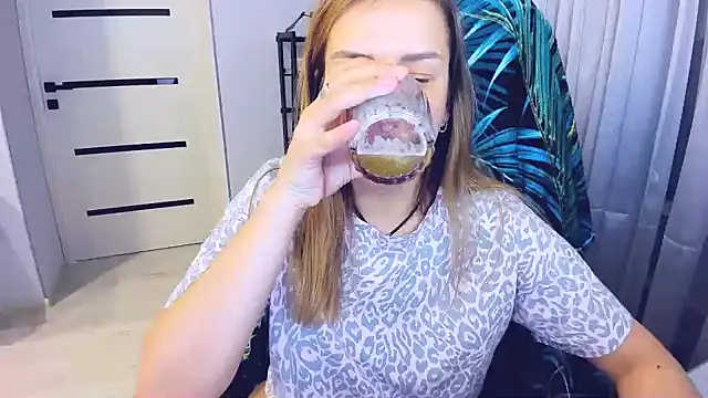 Chat XXX ao vivo de AlexiaDarren