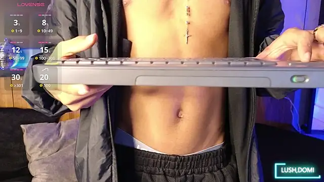 AlanCutee Adlı Modelin Canlı XXX Sohbeti