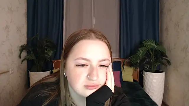 GirlPlayer's Webcam Show