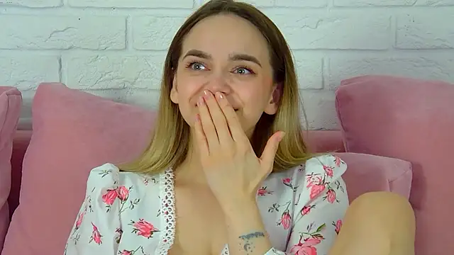 AnitaVentureのライブXXXチャット