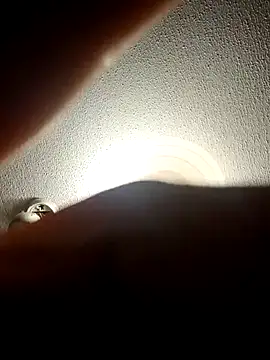 Czat XXX na żywo – LayingCocktail