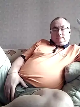 Show modela Nika_Malay na web-kameri