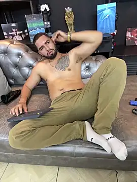 matteosantos – Kamerová šou