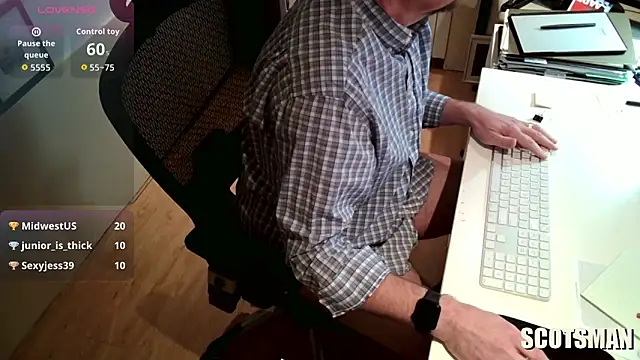 Scotsmanx Pertunjukan Webcam