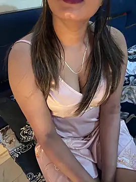 sexy-sukriti's Webcam Show