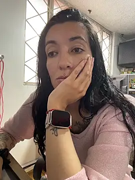 SALOME_KORLAND Adlı Modelin Canlı XXX Sohbeti