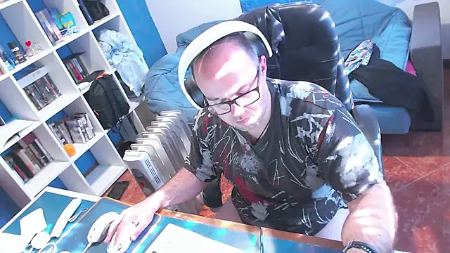 ravingr4d4 webkamerás műsora