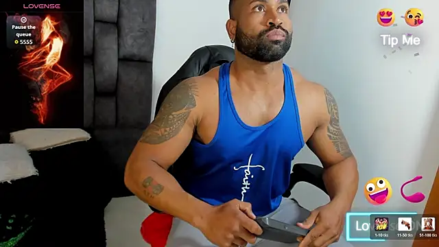 Show modela MattRodriguez9 na web-kameri