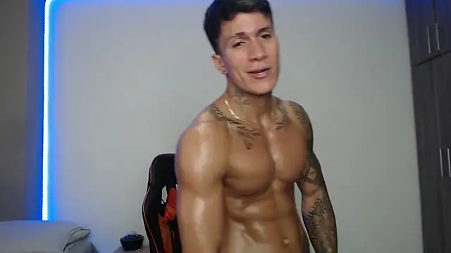pettergrey1 Show Webcam