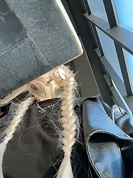 Chiibi live XXX chat