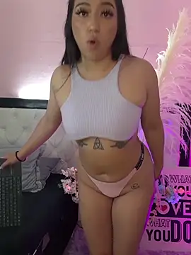 Emily_Roussee Live XXX-Chat