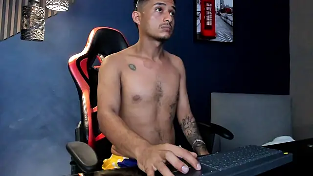 TurnerStar Adlı Modelin Canlı XXX Sohbeti