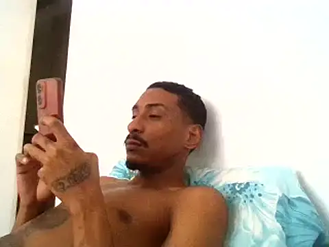 Živý XXX chat mellow_smoke