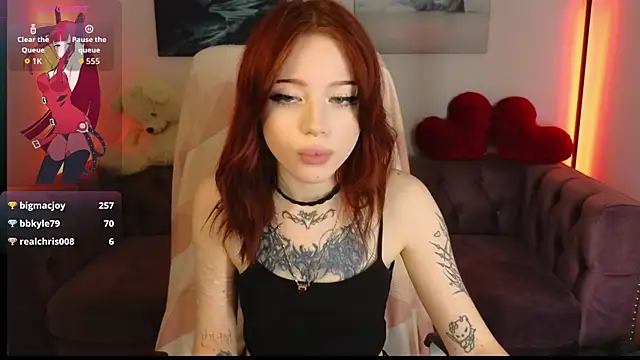 Emma_Kirks 网络视讯表演